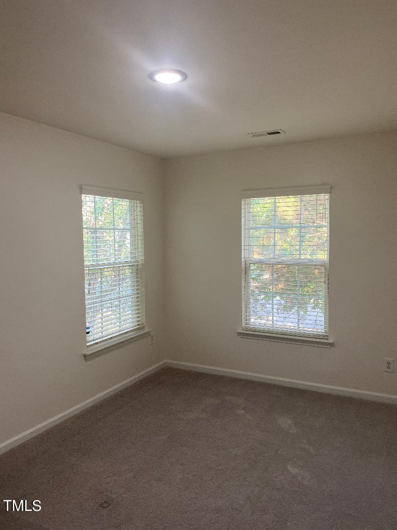 8630NeuseLandingBedroomLeft2ndFloor