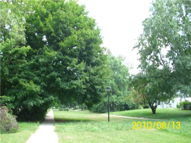 752 Berkley Road Indianapolis, IN 46208 - Photo 2 of 2