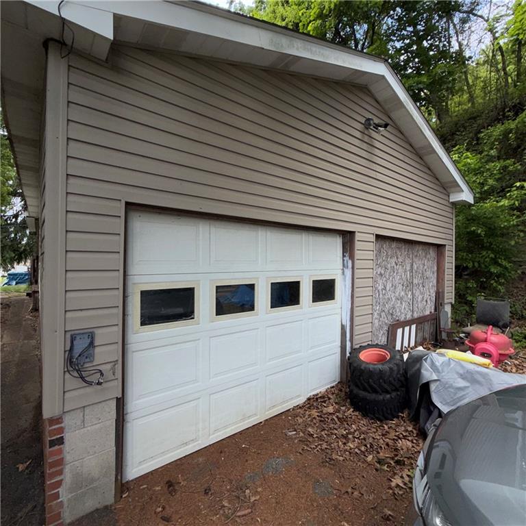 977 Sharon Road Beaver, PA 15009 - Photo 47 of 50