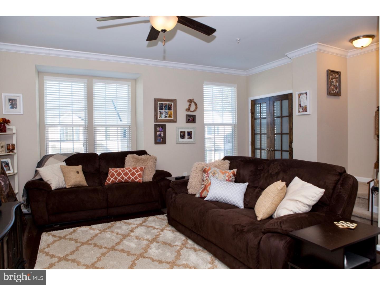 402 Lopata Road Phoenixville, PA 19460 - Photo 11 of 25 Living Room