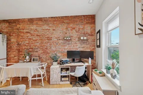 $230,000 | 211 Christian Street, Unit C, Philadelphia, PA 19147