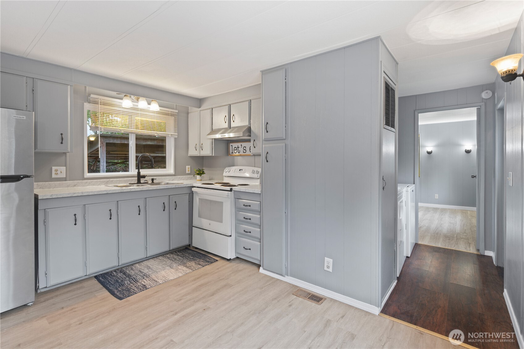 2284 Yew Street Road, Unit E1 Bellingham, WA 98229 - Photo 5 of 25
