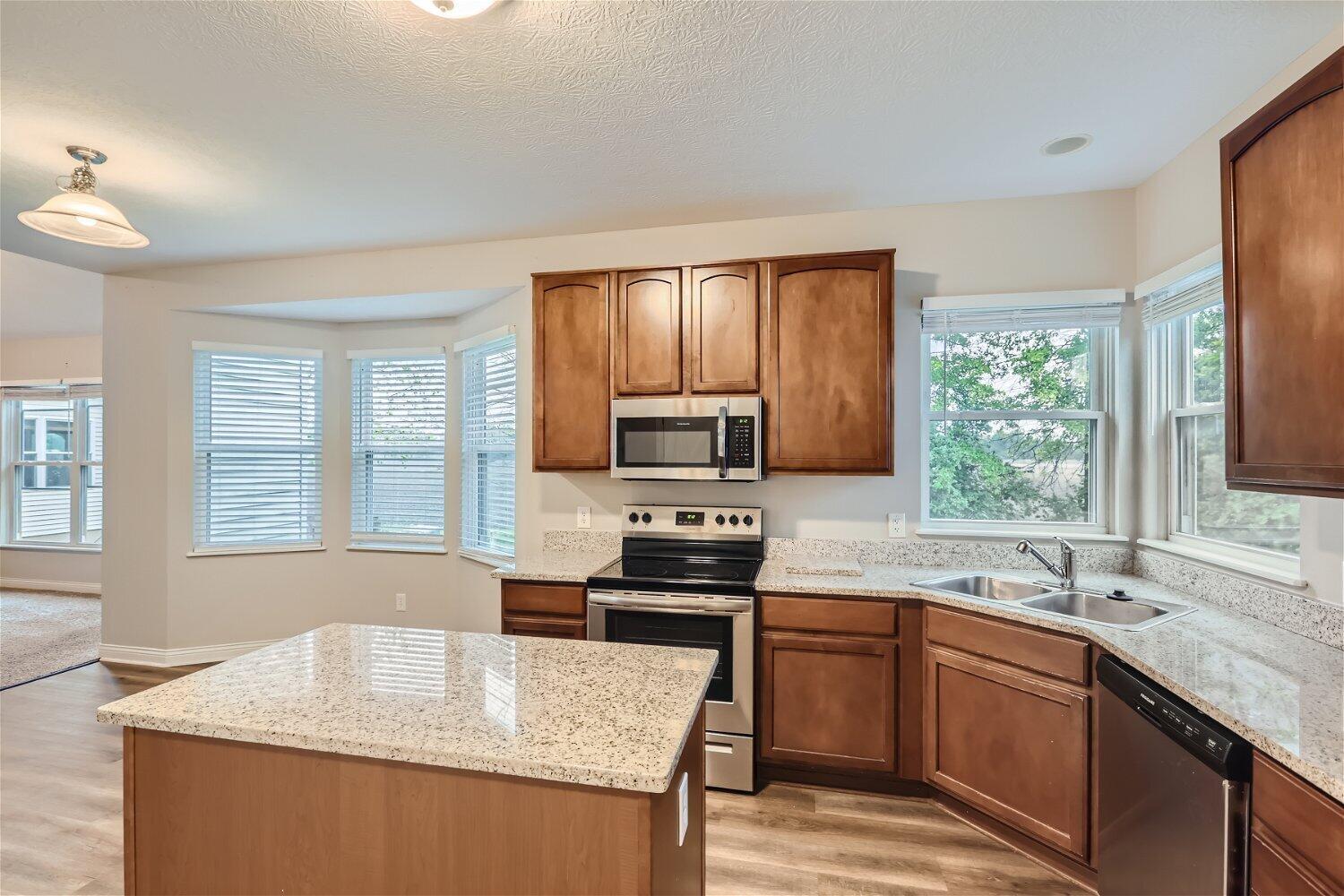 5858 Myrick Road Dublin, OH 43016 - Photo 7 of 27 5858 Myrick Road - Web Quality - 007 - 1