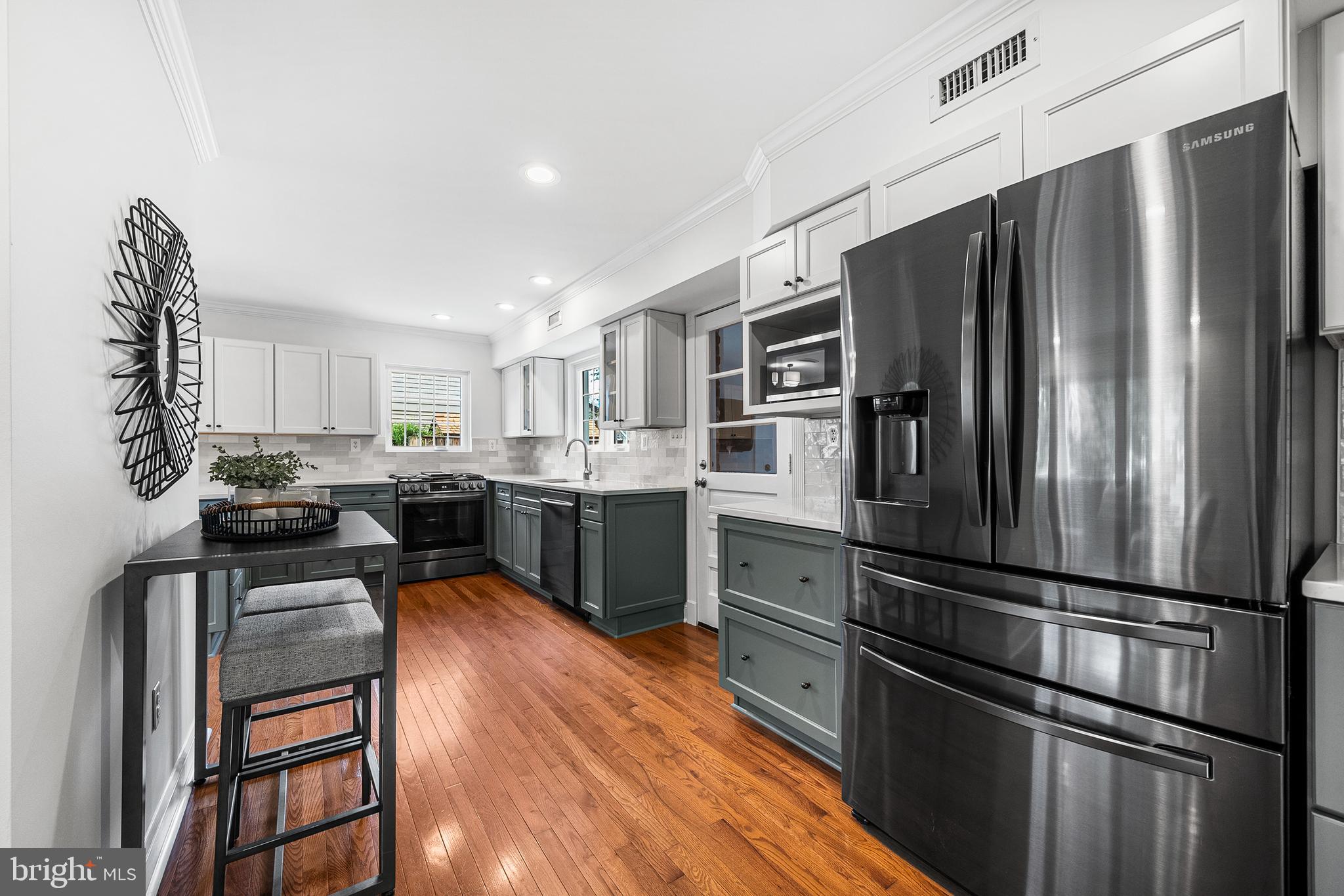 8003 Jackson Road Alexandria, VA 22308 - Photo 4 of 42 New kitchen