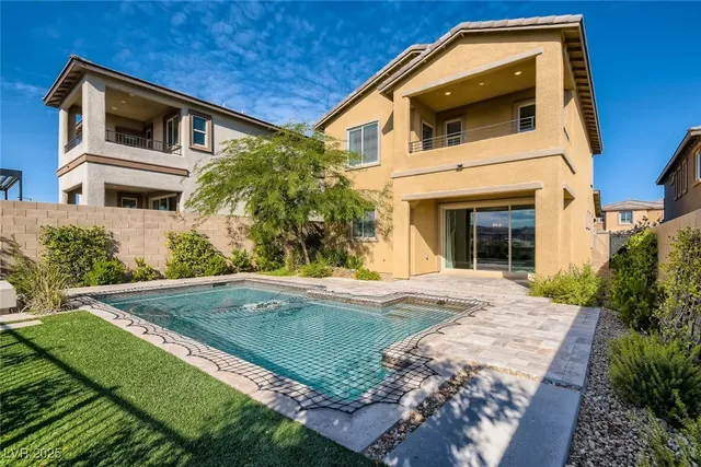 $3,800 | 12397 Harbor Isle Avenue, Las Vegas, NV 89138