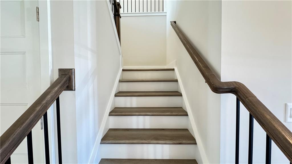 5401 Bancroft Lane Gainesville, GA 30507 - Photo 29 of 65