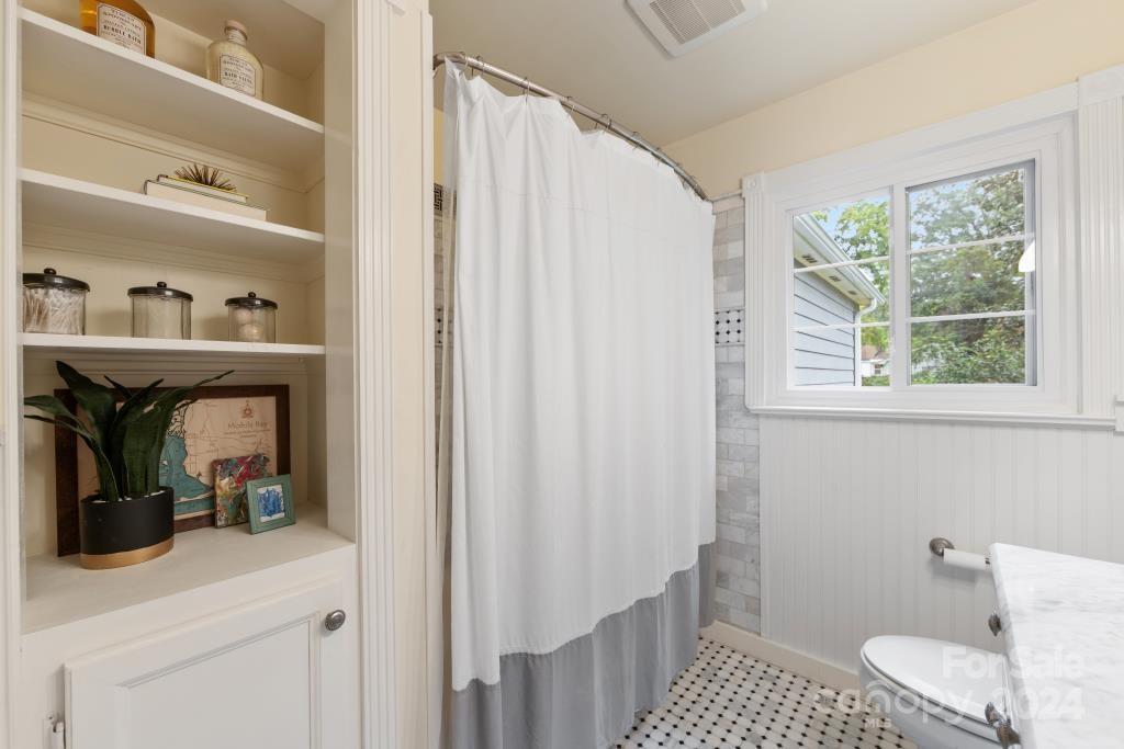 4411 Castleton Road Charlotte, NC 28211 - Photo 25 of 31