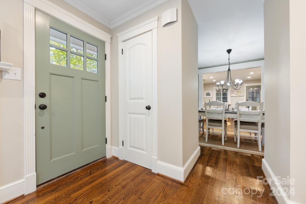 4411 Castleton Road Charlotte, NC 28211 - Photo 5 of 31