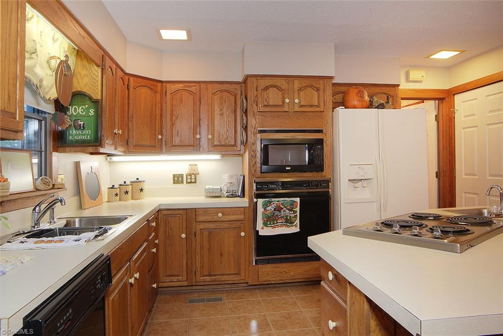 4363 Old Park Road Trinity, NC 27370 - Photo 12 of 30