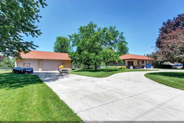 $449,900 | N4027 McHugh Road, Freedom, WI 54130