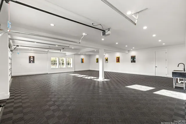 $2,899,700 | 24840 Breeze Oak, San Antonio, TX 78255