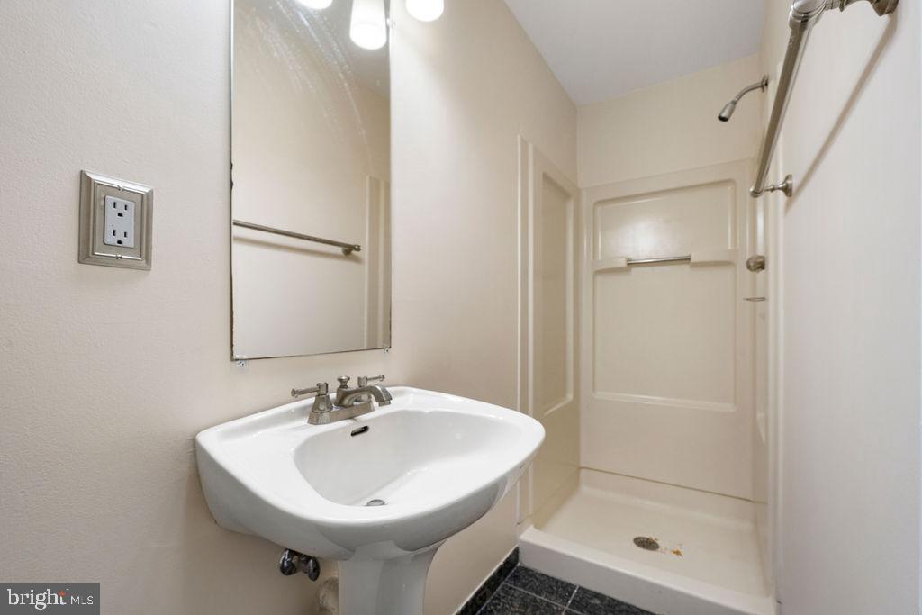 32 Victoria Square Frederick, MD 21702 - Photo 19 of 31 Gallery Image 19