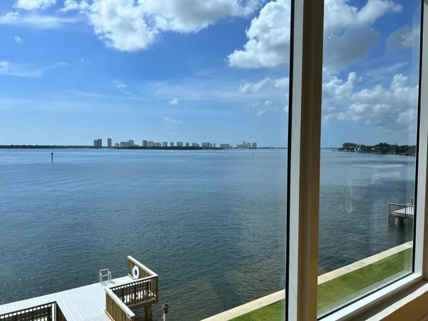 $3,800 | 52 Yacht Club Drive, Unit 308, North Palm Beach, FL 33408