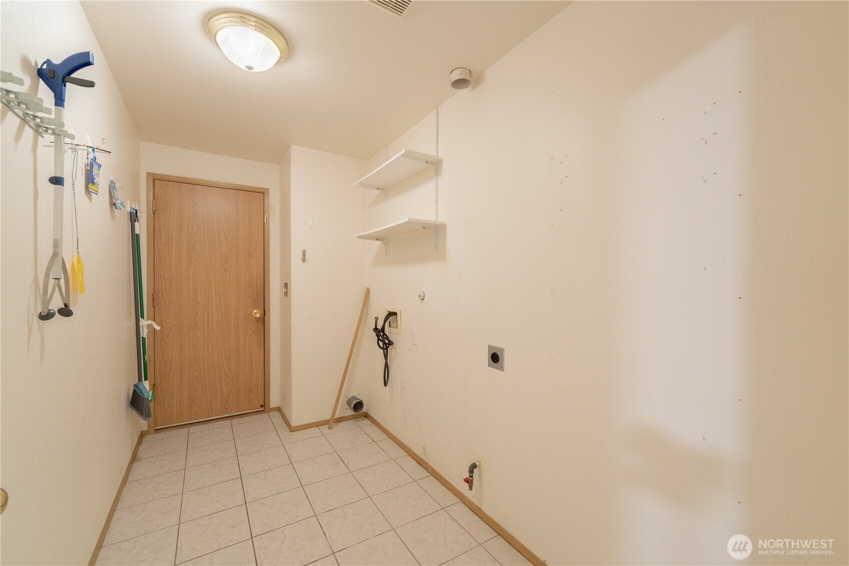 17501 Osprey Road Arlington, WA 98223 - Photo 18 of 40