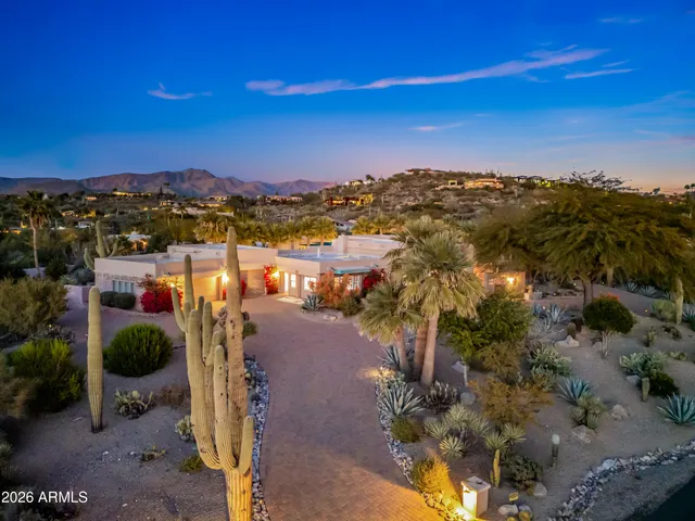 $2,800,000 | 7468 East Stagecoach Pass, Carefree, AZ 85377
