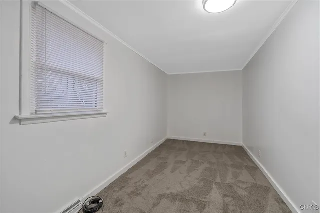 $149,999 | 302 Richfield Boulevard, Salina, NY 13211