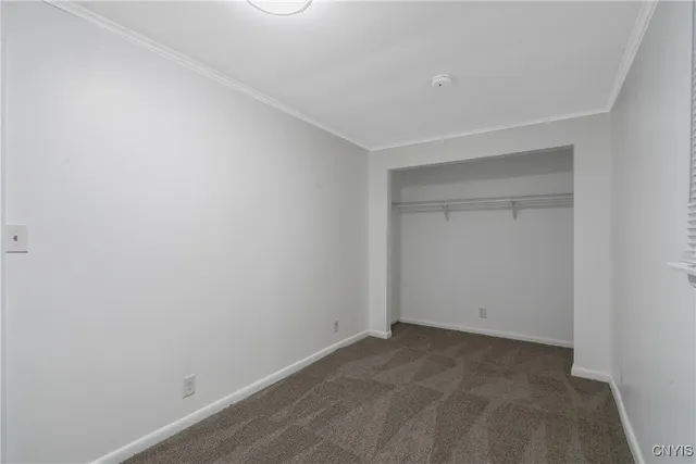 $149,999 | 302 Richfield Boulevard, Salina, NY 13211