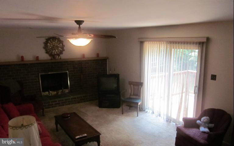 1925 Autumn Ridge Circle Silver Spring, MD 20906 - Photo 12 of 21 Family Room