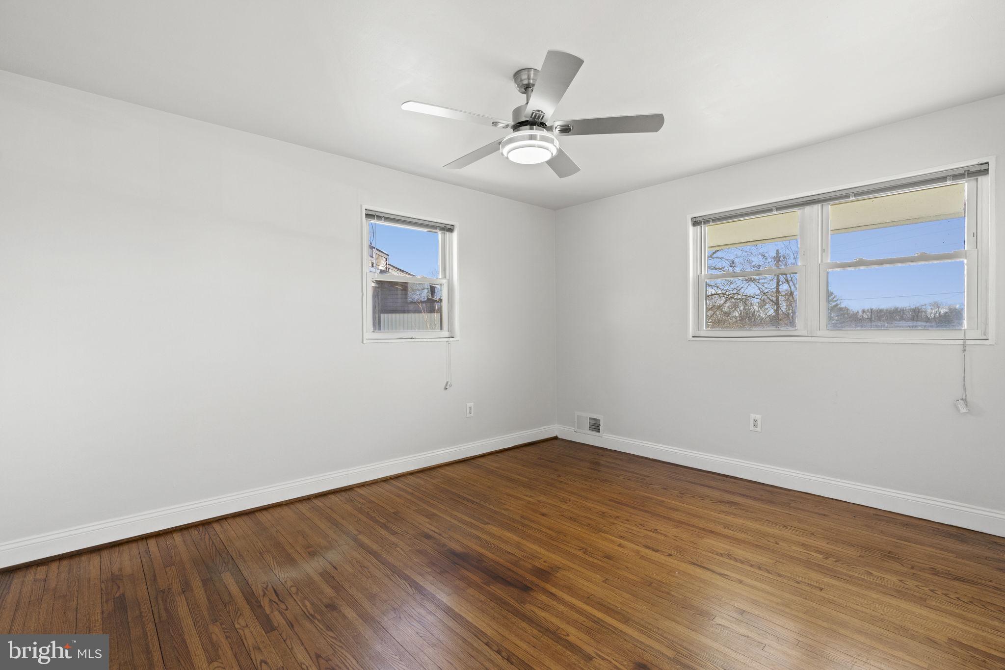 912 Wingfield Road Woodbridge, VA 22191 - Photo 23 of 26 Third Bedroom Photo 2