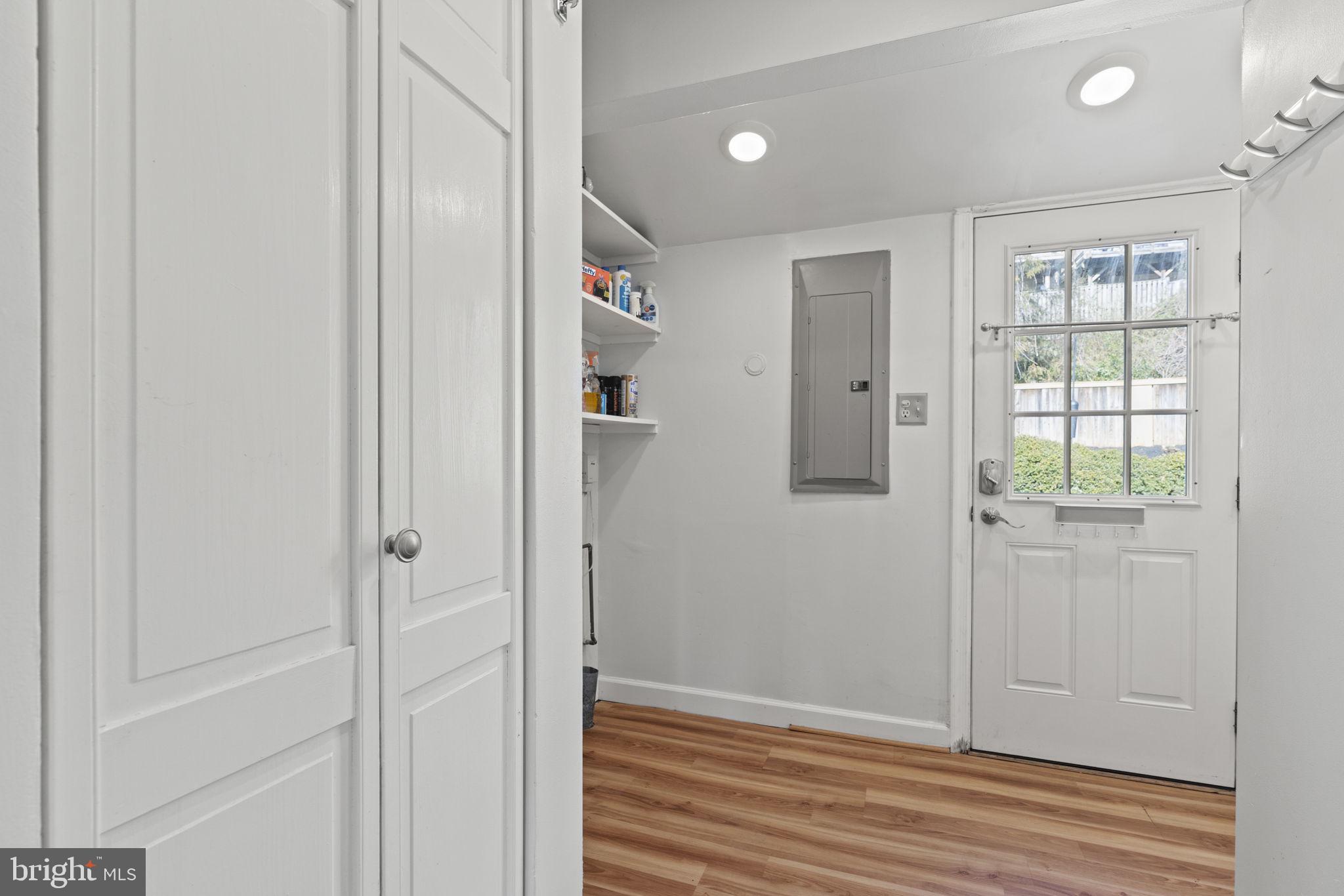 912 Wingfield Road Woodbridge, VA 22191 - Photo 26 of 26 Laundry Room Photo