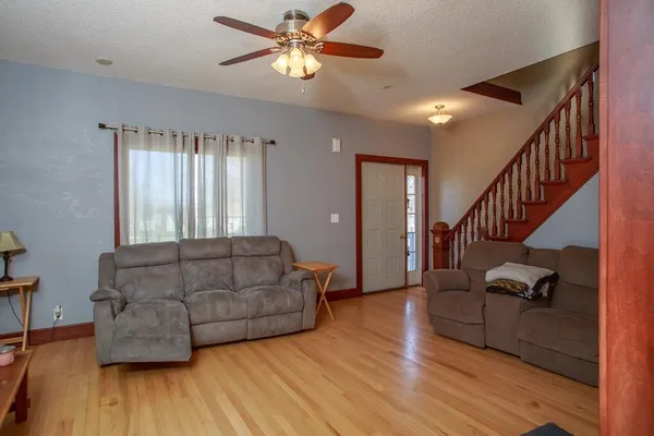 $229,900 | 214 East Provost Street, Lena, IL 61048