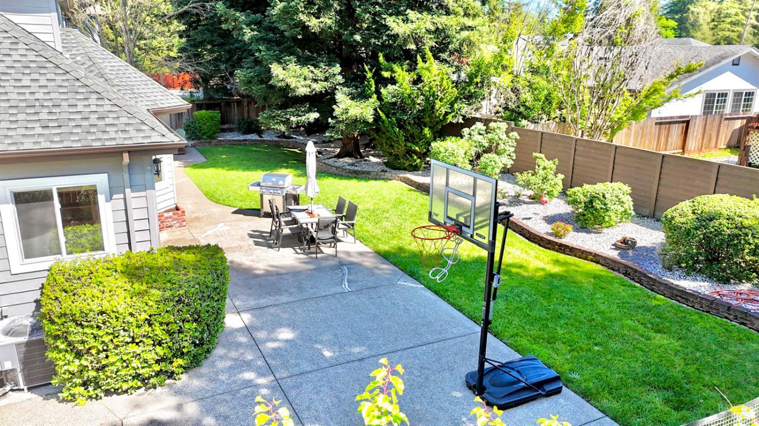 4359 Heritage Lane Rohnert Park, CA 94928 - Photo 8 of 61