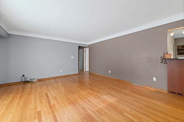 $274,900 | 14284 Arcola Street, Livonia, MI 48154