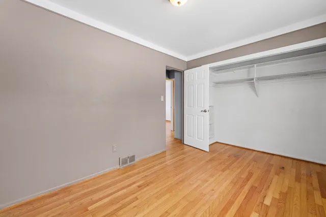 $274,900 | 14284 Arcola Street, Livonia, MI 48154