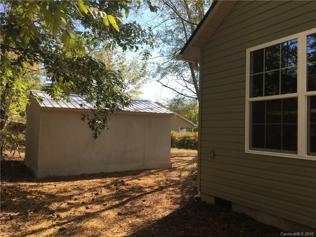 36 Indian Branch Road Candler, NC 28715 - Photo 4 of 19 Gallery Image 4