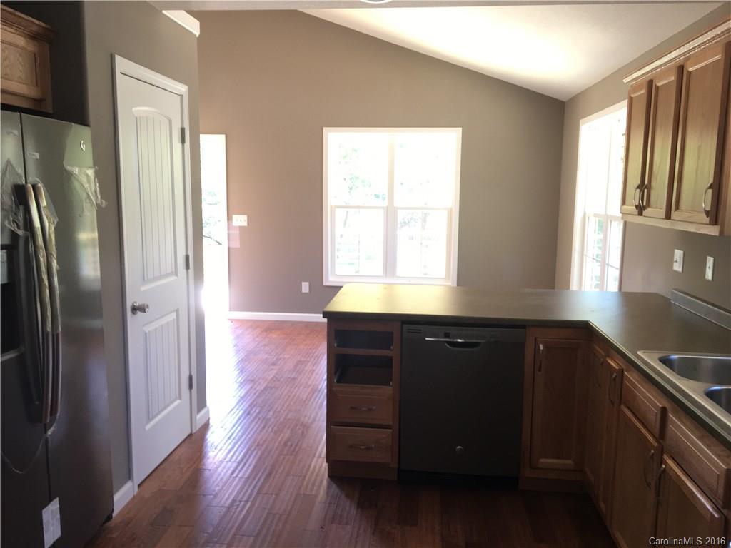 36 Indian Branch Road Candler, NC 28715 - Photo 10 of 19 Gallery Image 10
