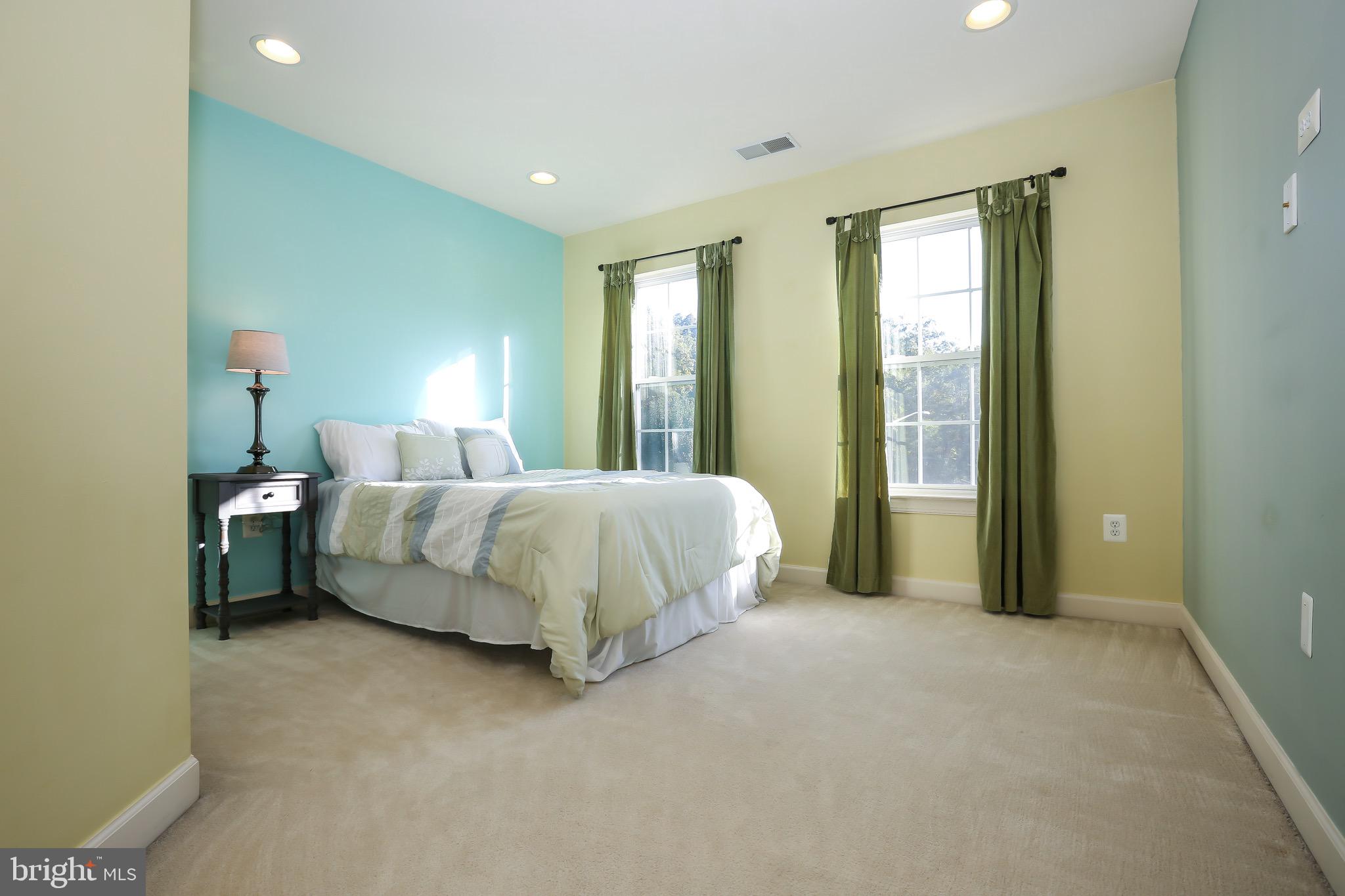 16013 Roland Park Place Gainesville, VA 20155 - Photo 21 of 31 Bedroom #4 with Beautiful Natural Lighting