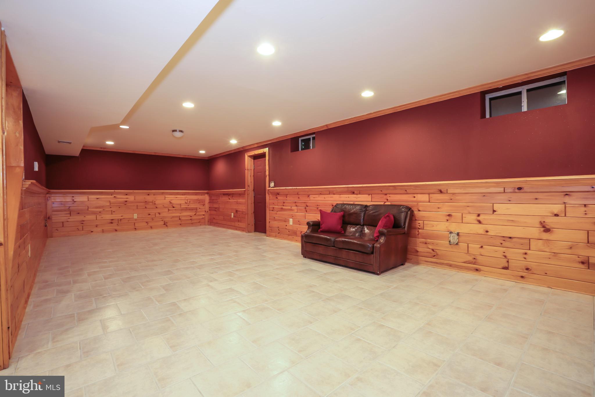 16013 Roland Park Place Gainesville, VA 20155 - Photo 24 of 31 Basement / Recreational Room