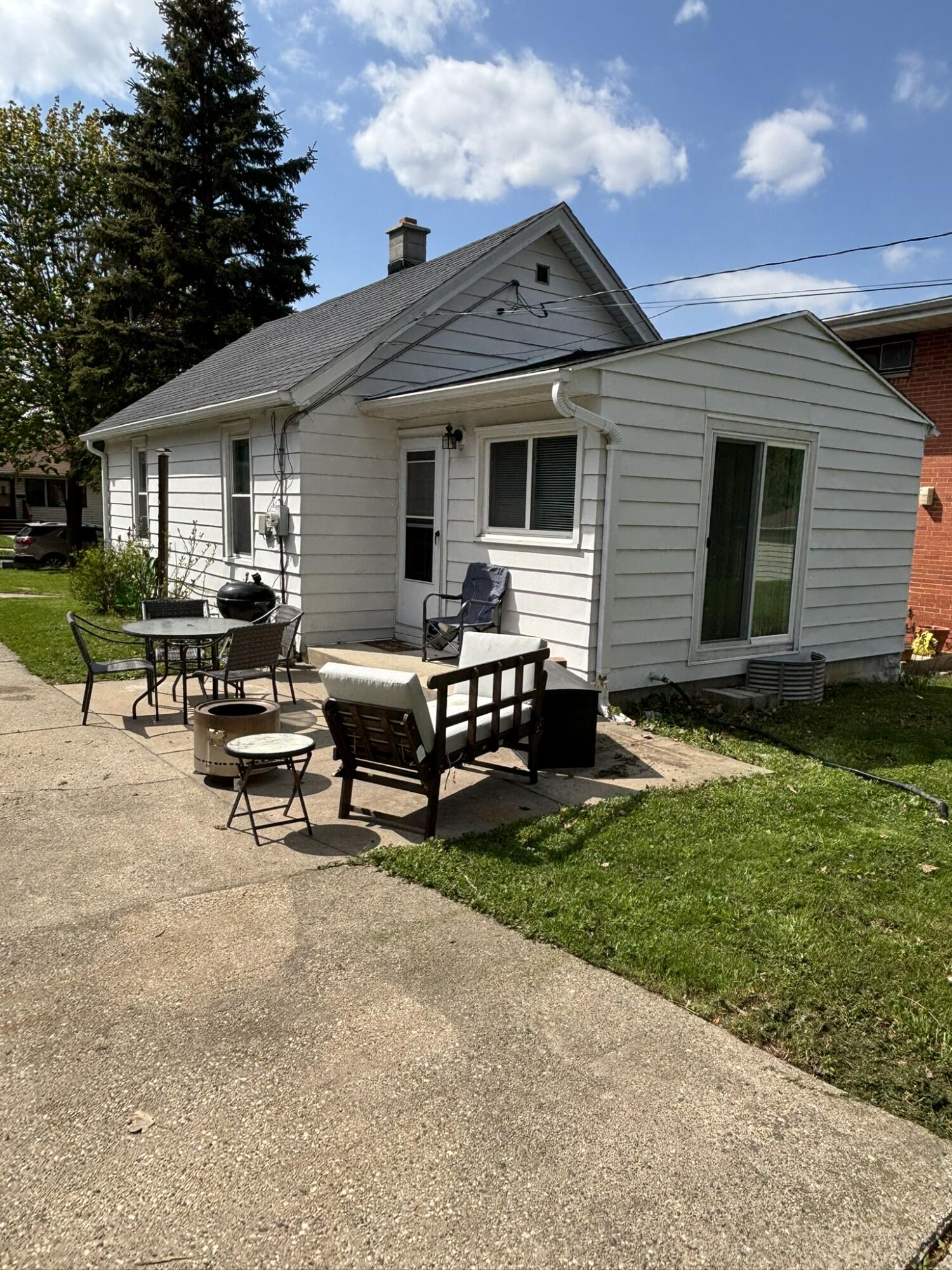 3536 South 2nd Street Milwaukee, WI 53207 - Photo 2 of 19 IMG_2032