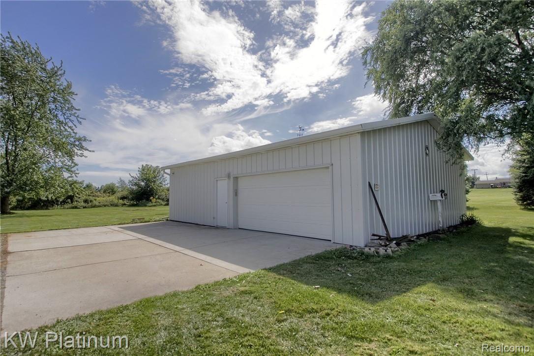 10693 Lambs Road Memphis, MI 48041 - Photo 34 of 43 Pole_Barn.jpg