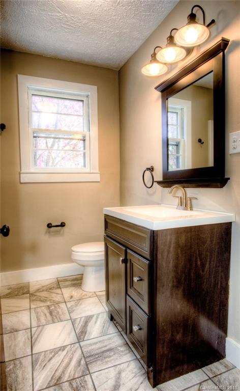 83 Fair Oaks Road Arden, NC 28704 - Photo 9 of 18 Gallery Image 9