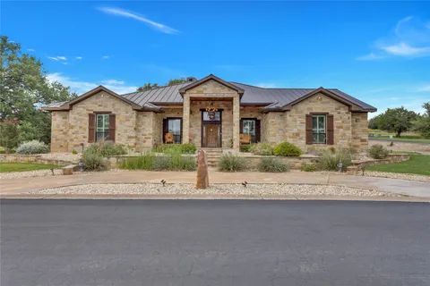 $875,000 | 101 Fox Fur, Horseshoe Bay, TX 78657