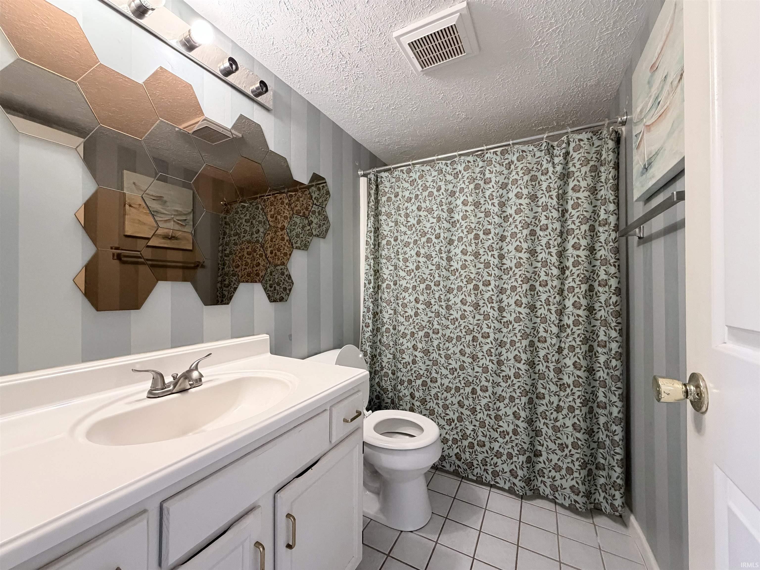 9414 South Lake Ridge Drive, Unit 105 Bloomington, IN 47401 - Photo 8 of 12