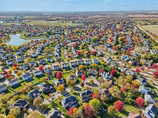 $489,000 | 4811 Princeton Lane, Lake In The Hills, IL 60156