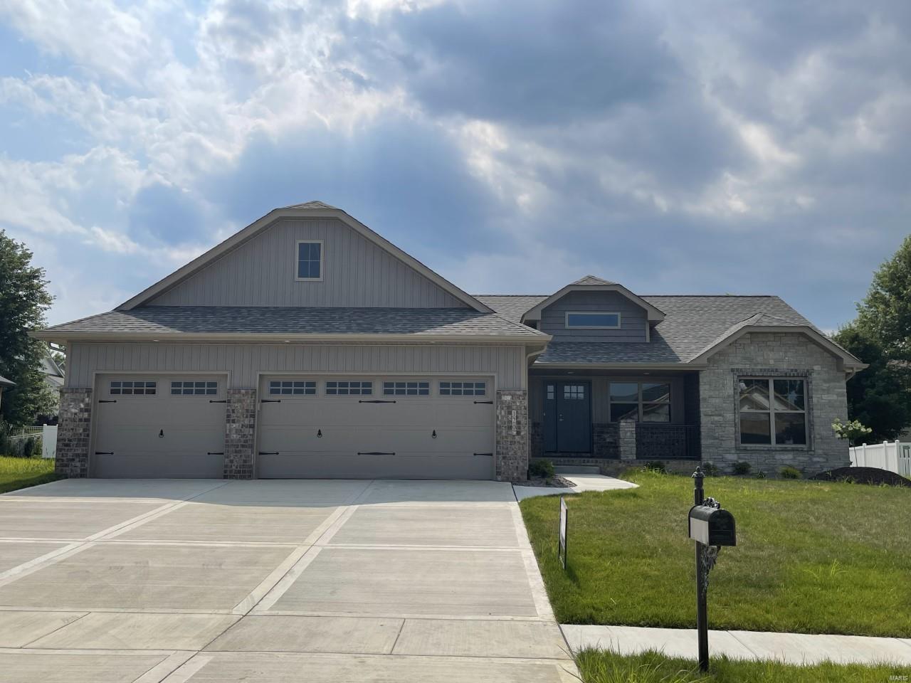 120 Timber Terrace Troy, IL 62294 - Photo 1 of 12 Gallery Image 1