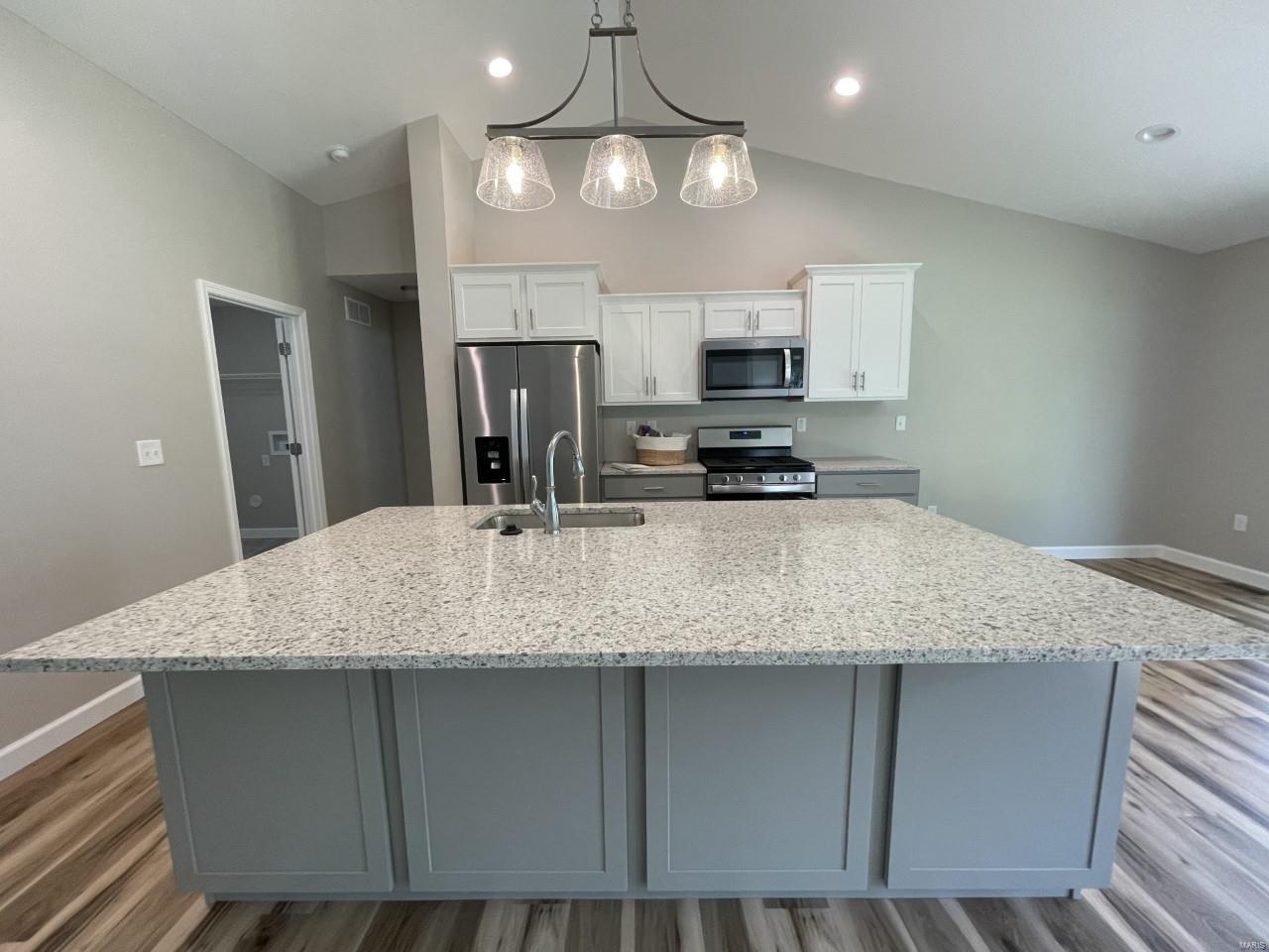 120 Timber Terrace Troy, IL 62294 - Photo 3 of 12 Gallery Image 3