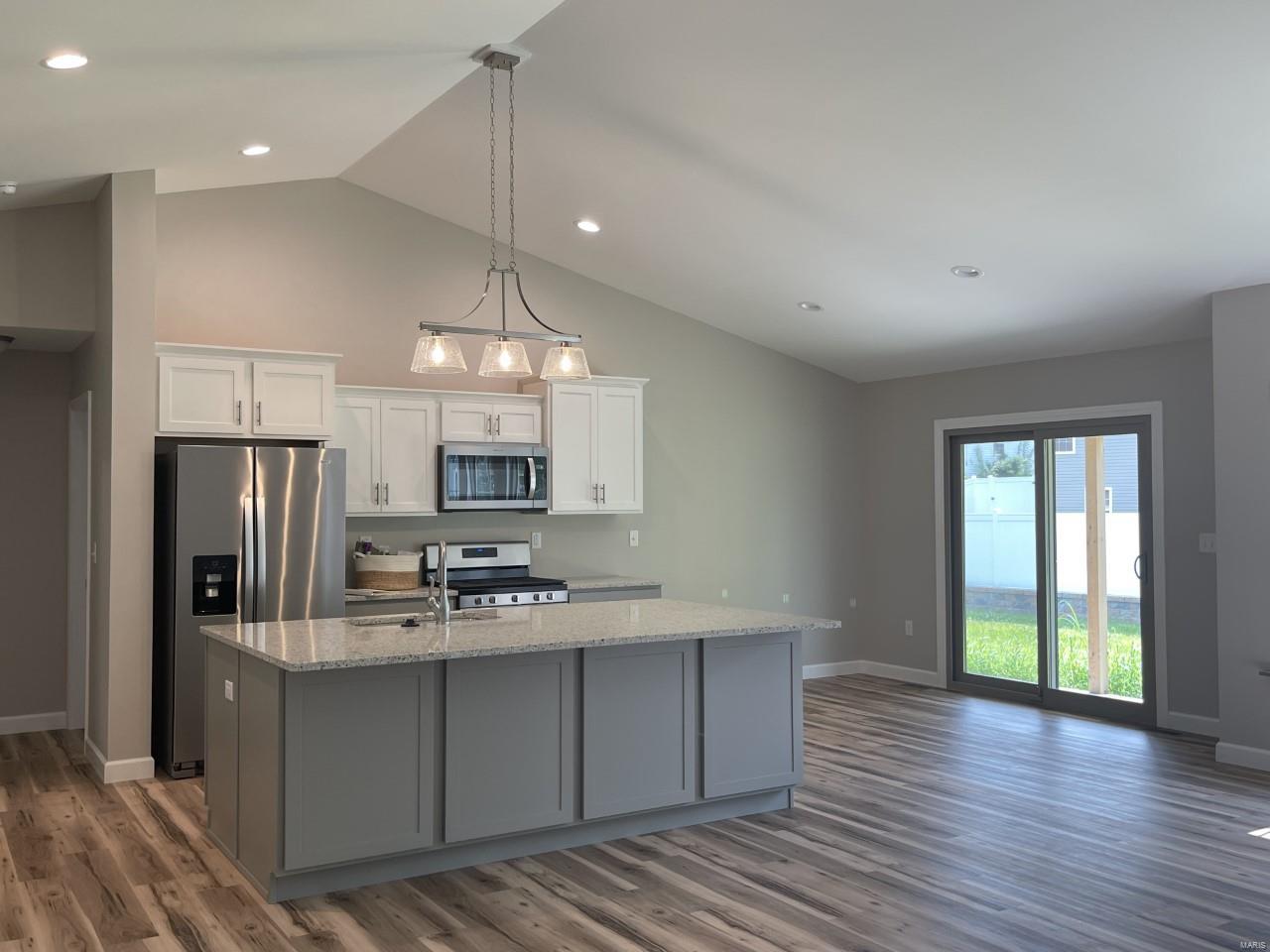 120 Timber Terrace Troy, IL 62294 - Photo 4 of 12 Gallery Image 4