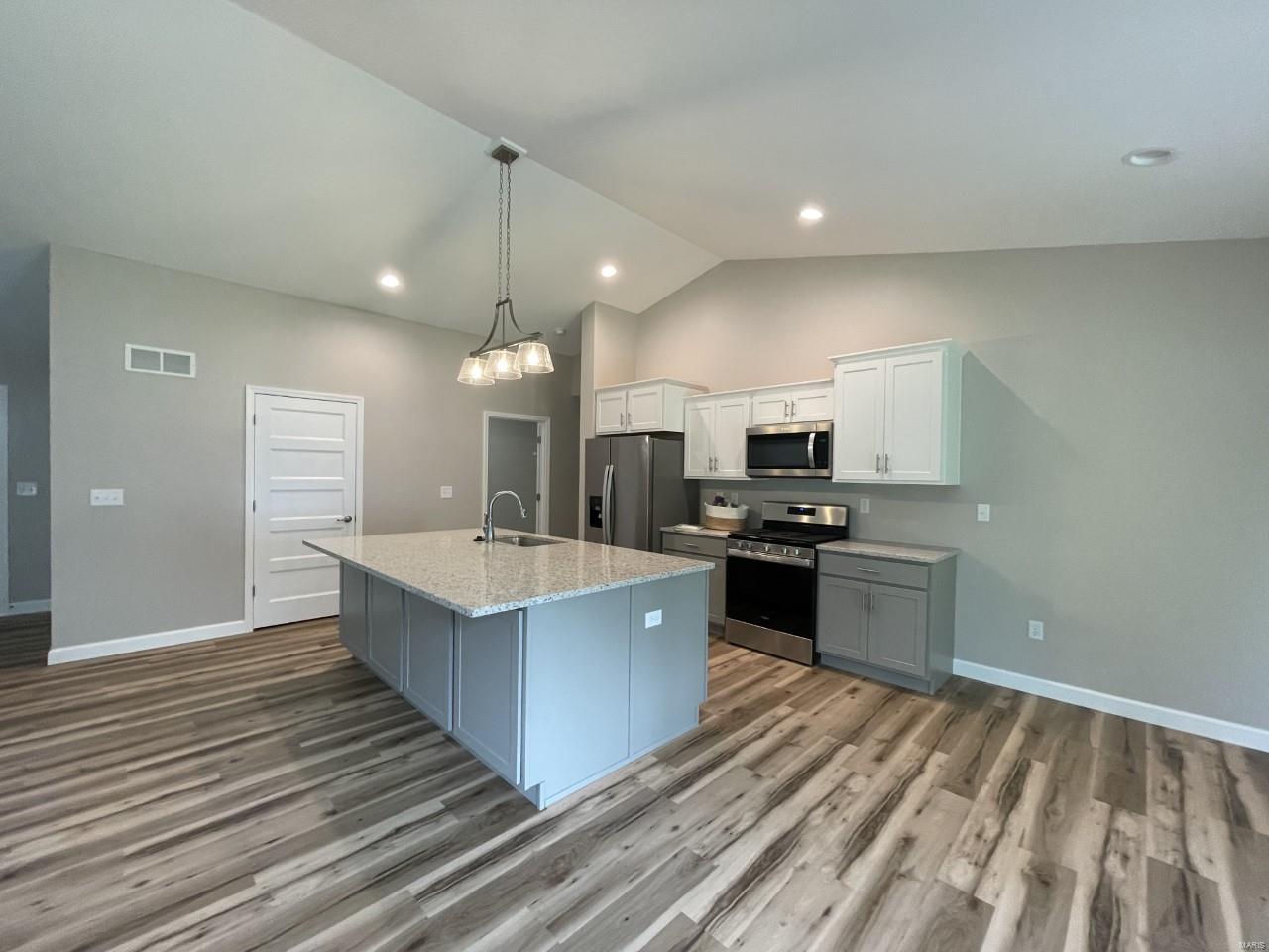 120 Timber Terrace Troy, IL 62294 - Photo 5 of 12 Gallery Image 5