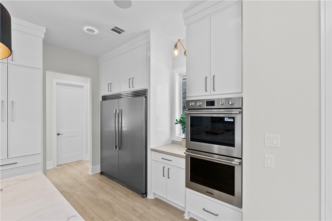 10717 Harvey Ranch Road College Station, TX 77845 - Photo 13 of 44 Built-in Full-Size Refrigerator + Freezer