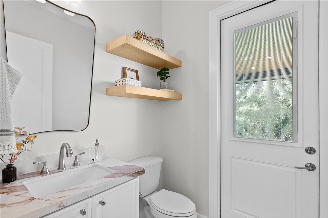 10717 Harvey Ranch Road College Station, TX 77845 - Photo 29 of 44 Half Bathroom
