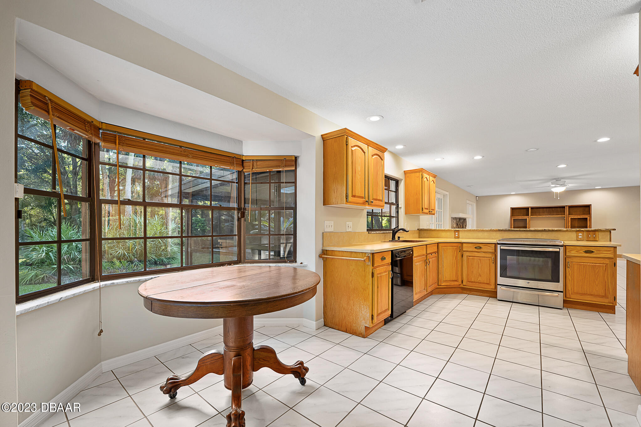 155 Lynwood Lane Ormond Beach, FL 32174 - Photo 37 of 65 Nook and Kitchen