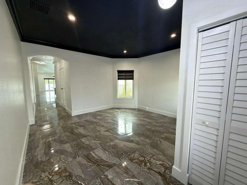 4572 Southwest 14th Street Deerfield Beach, FL 33442 - Photo 6 of 81 a view of empty room