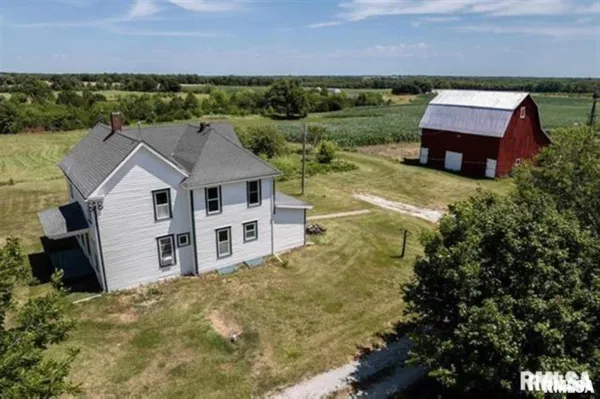 $194,900 | 321 North Co Road 1200, Sutter, IL 62373