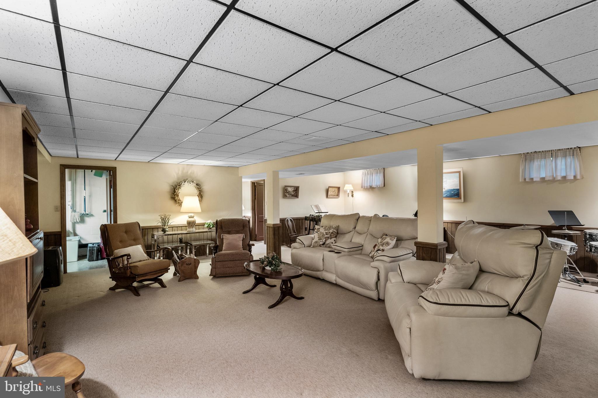 6 Azalea Way Hamilton, NJ 08690 - Photo 29 of 46