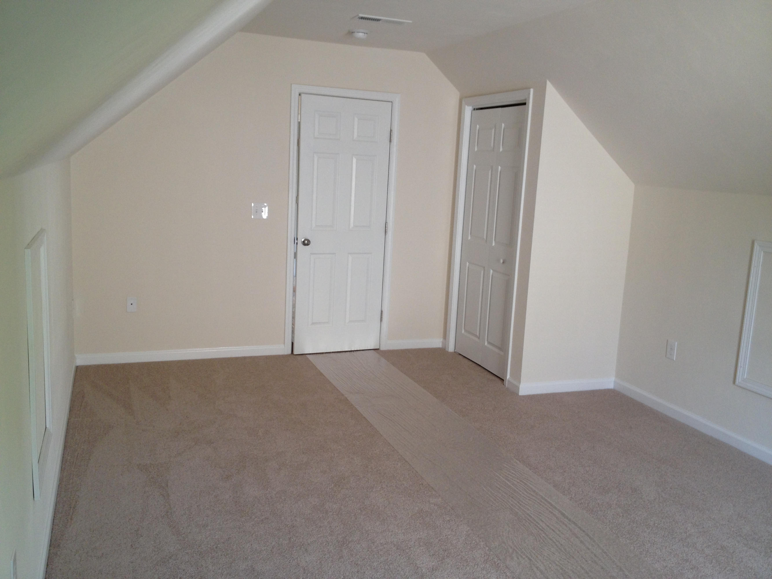 6080 Roselawn Road Roanoke, VA 24018 - Photo 42 of 51 IMG_4193