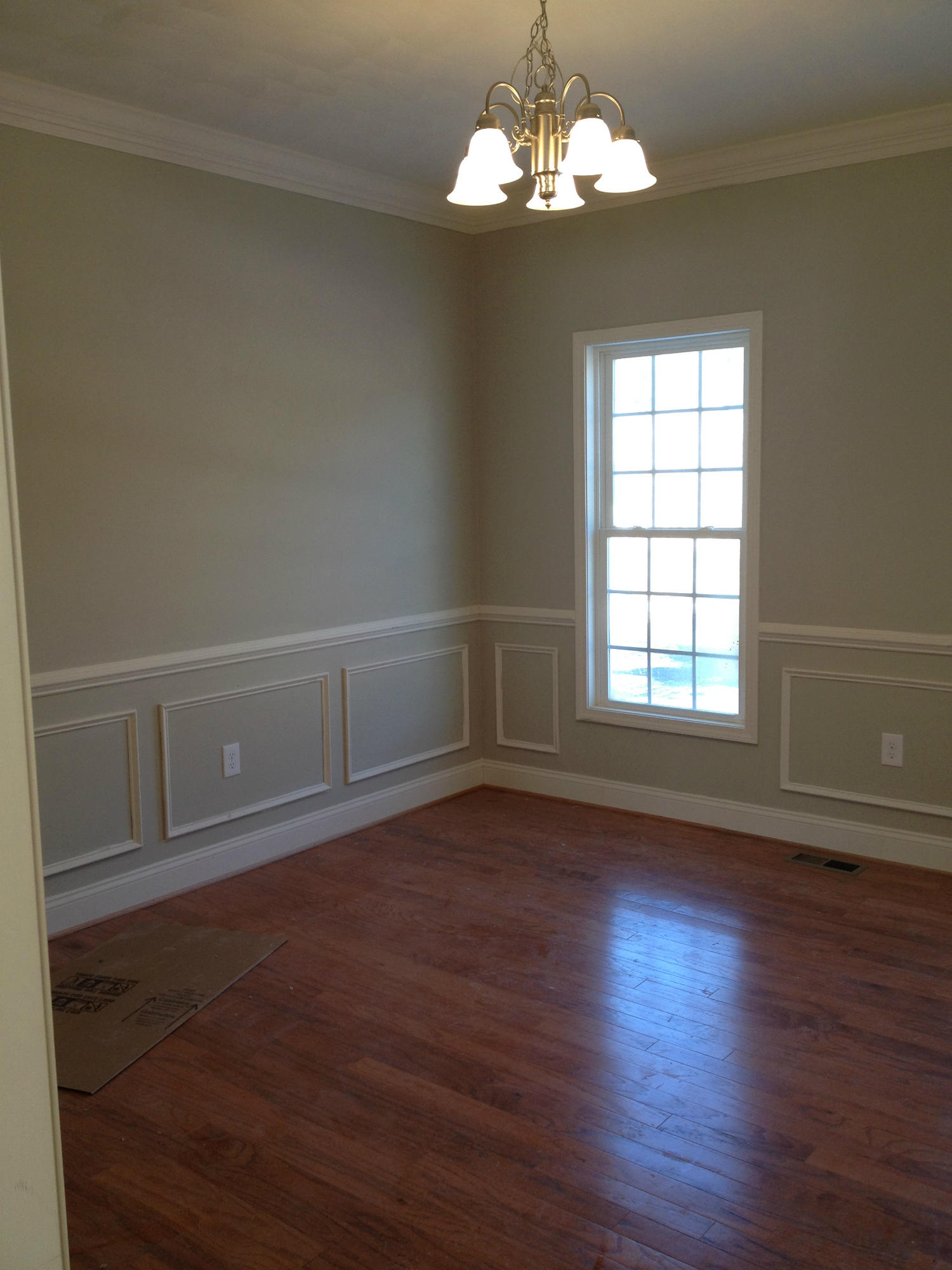 6080 Roselawn Road Roanoke, VA 24018 - Photo 9 of 51 IMG_3435